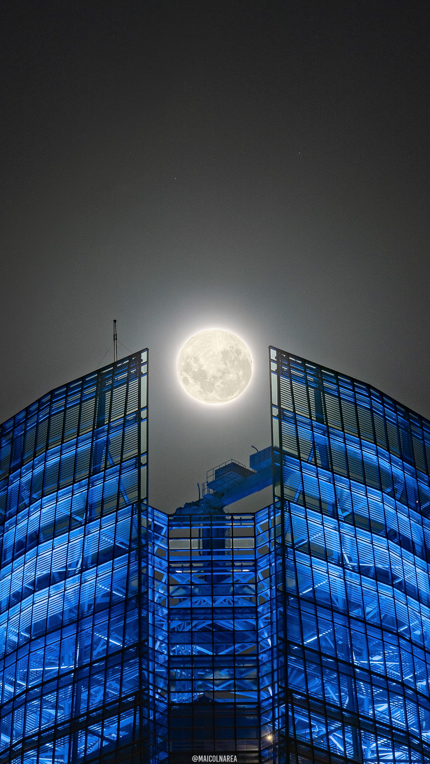 Luna Costanera Center 1 Nov 23